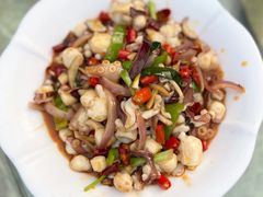 -四川小胡子海鲜(丁村万人海鲜广场店)