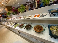 自助取餐区-泉福居酱骨头自助广场(南大街商业步行街店)