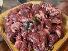 -黄利砖万峰林布依特色酸笋牛肉馆