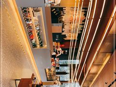 -星巴克臻选(上海虹桥新天地三店)