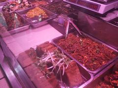 -老六素货(王顶堤店)