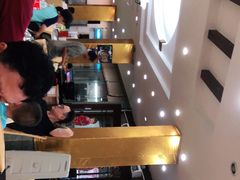 -鹏城人家海鲜酒家·23年老字号(较场尾店)