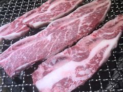 飘香牛仔骨-极简·炭火烤肉主题餐厅·龙虾烧烤·烤羊排(宝龙店)
