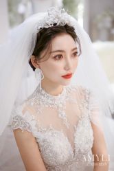 -艾米丽婚纱礼服
