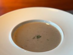 -MONICH牛排融合餐厅(和义大道购物中心店)