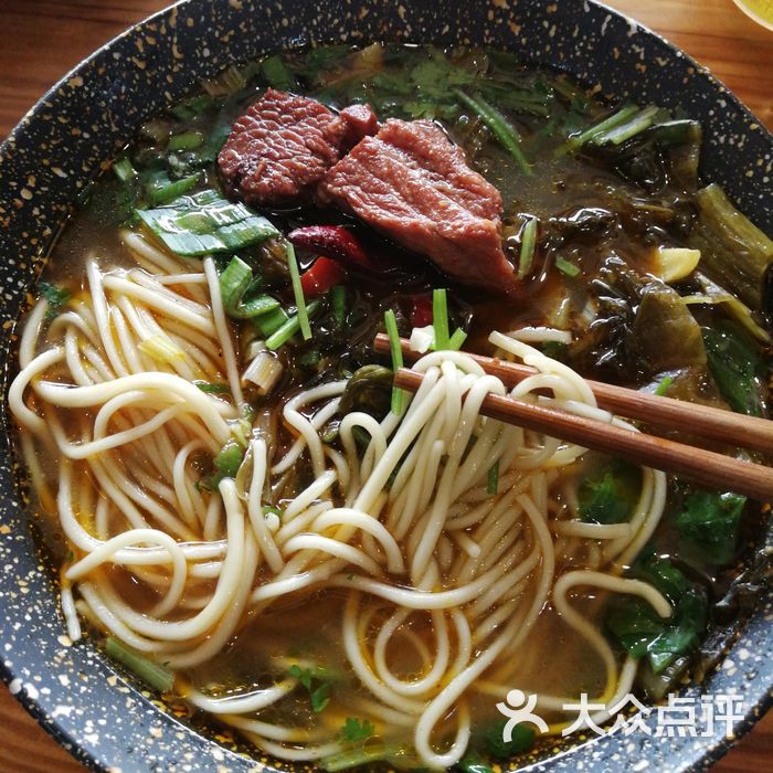 磊磊酸菜红烧牛肉面图片-北京小吃快餐-大众点评网