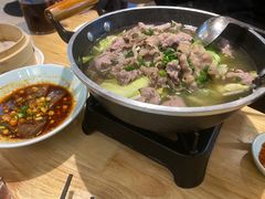-全牛匠·乐山跷脚牛肉(新中关店)