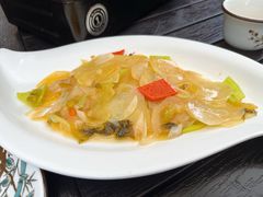 酸菜土豆片-炊烟餐厅