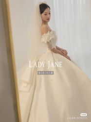 -Lady  Jane高端婚纱礼服馆