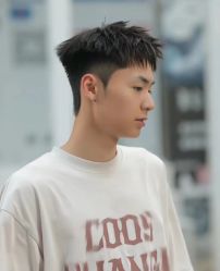 -逸丝风尚专注烫染