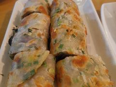 葱饼卷牛肉-台北楚楚园馅饼粥(虹桥南丰城店)