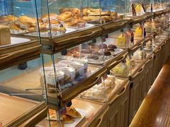 面包甜点陈列柜-新侨三宝乐面包店(崇文门店)