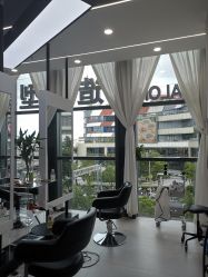 -U·NI SALON 造型