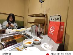 -海底捞火锅(宝龙广场夜宵主题店)