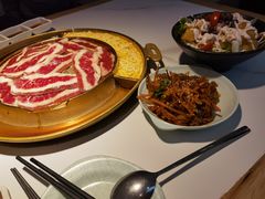 -猪啊牛呀羊啊铜盘烤肉(正大广场店)