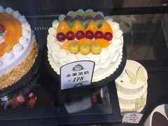 -红跑车蛋糕世界(清江路店)