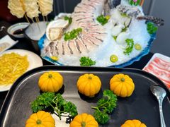 -鲜入唯煮·港式海鲜牛肉火锅(金宝街店)
