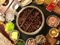 -邓莽子老火锅(中兴路总店)