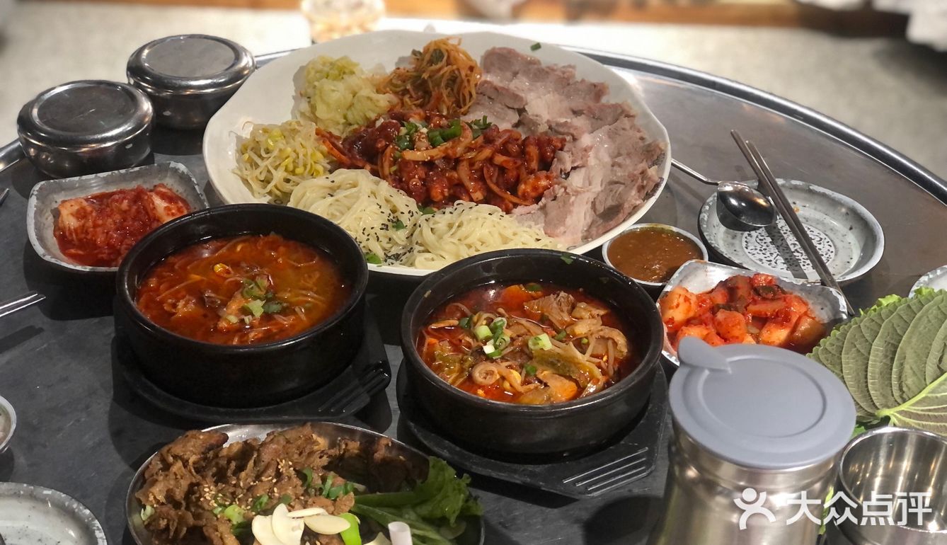 阿姨汤饭面馆