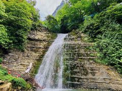 -鹿院坪生态旅游景区