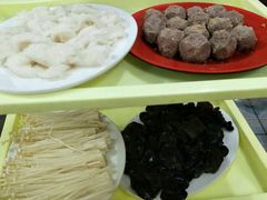 -15年老字号鑫鑫猪肚鸡·椰子鸡海南火锅(兴隆华侨农场店)