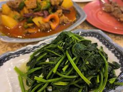 -维吾尔餐厅(宜山路店)