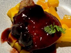 红酒樱桃芒果煎鹅肝-庐灶江南·江南菜·四合院Bistro(东直门雍和宫·原华侨宾馆店)