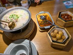 -蜜桃餐厅·伴山(海岸城店)