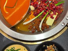 -沸炉重庆老火锅(军事博物馆店)