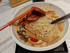 -来伊份(瑞虹天地瑞虹坊店)