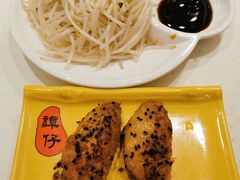 湖南土匪鸡翼-谭仔米线(皇庭广场店)