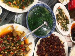 -江湖黑大兔(杨家坪店)