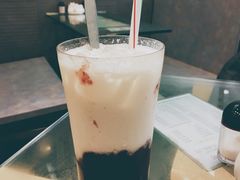 椰汁红豆冰-义顺牛奶公司(庇利金街店)