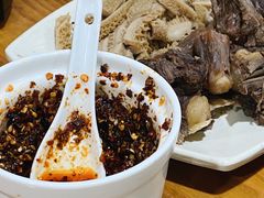 -牛小隆牛肉面馆(四牌楼店)