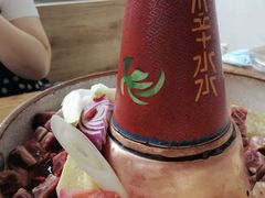 -毛辣果·贵州红酸汤牛肉火锅(西单店)