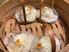手拆蟹黄小笼包-龍堂蟹黄小笼包(万家丽店)