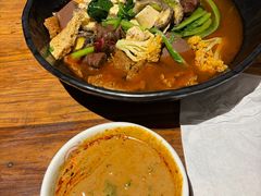 -万记麻辣烫国展总店