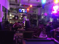 -拖板鞋咖啡旅行酒店(春熙路地铁站店)