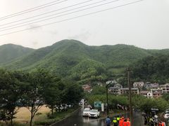 -安吉龙王山峡谷漂流