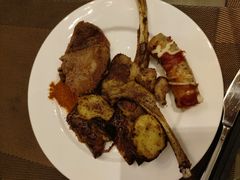 -飨食汇全日制餐厅·昆山皇冠假日酒店(九方店)