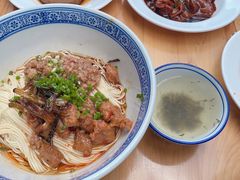 -沪西老弄堂面馆(定西路店)