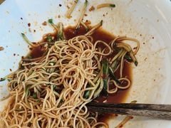 -严记小天府酸菜鱼(西四路店)