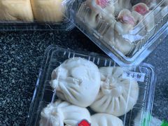 -白玉兰食品甜凤店(合生汇店)