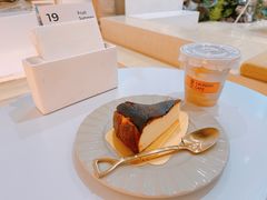 雏田巴斯克烤芝士-XI·LaundryCafe 喜咖自助洗衣咖啡店