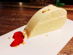 恋爱中的古丽-那时新疆·车师(大宁音乐广场店)