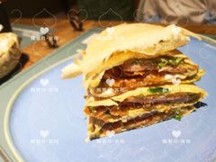 -八月美食小馆(银泰城总店)