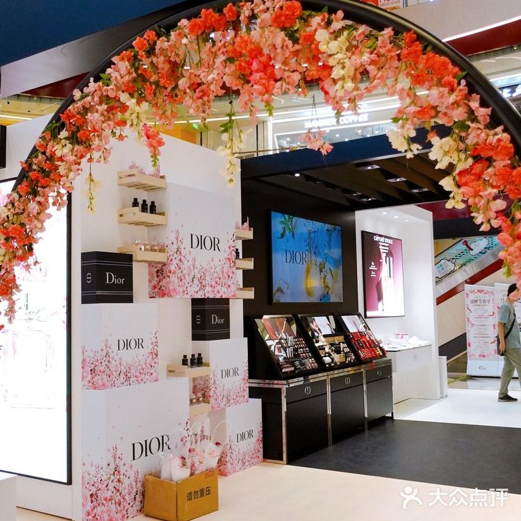 南翔印象城MEGA一周年庆 热爱循环 放浪假期!