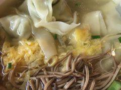 -笑来喜馄饨小笼工坊店(湖滨街店)