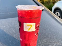 草莓车厘子甘露-7分甜(李沧万达店)