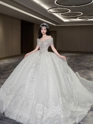 -欣薇婚纱(新源乐汇城店)